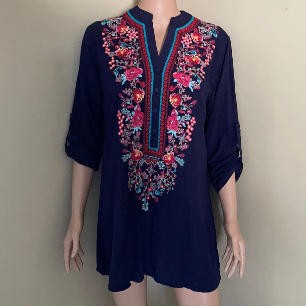 Luna Moon Embroidered long sleeves  Tunic NWT S